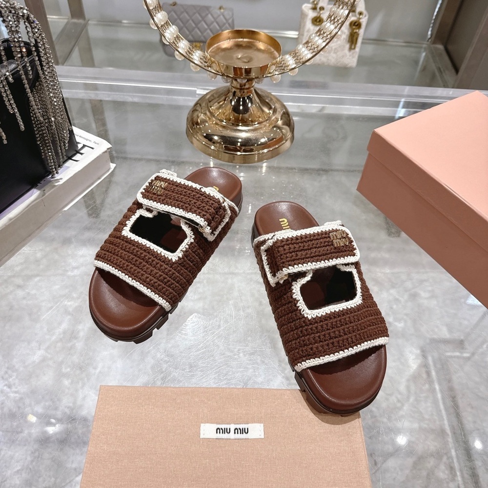 Miu Miu Brown Crochet Platform Slide Sandals - Picture 6 of 8